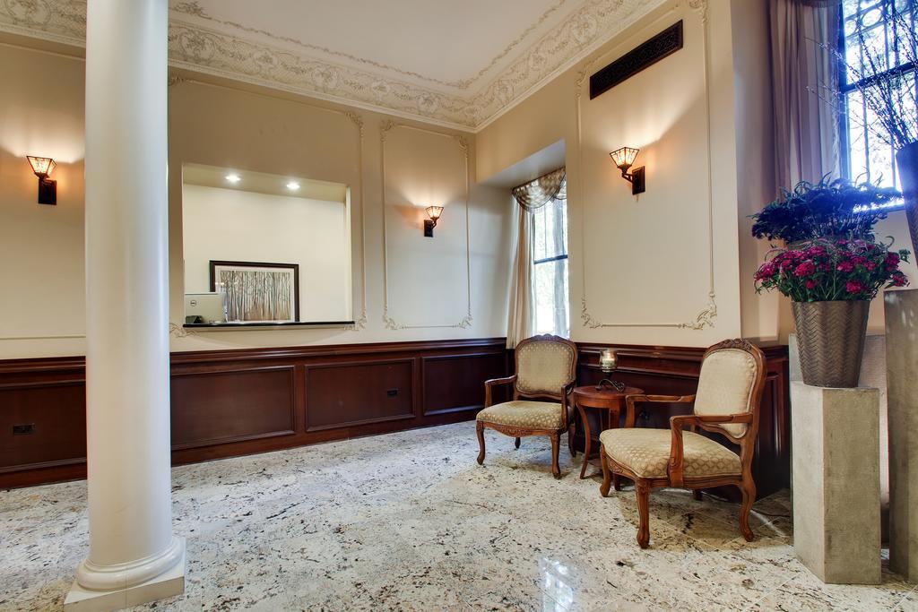Dewitt Hotel And Suites 시카고 외부 사진